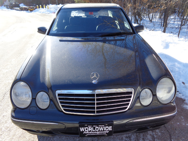 2002 Mercedes-Benz E-Class SXT