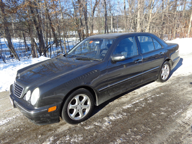 2002 Mercedes-Benz E-Class SXT