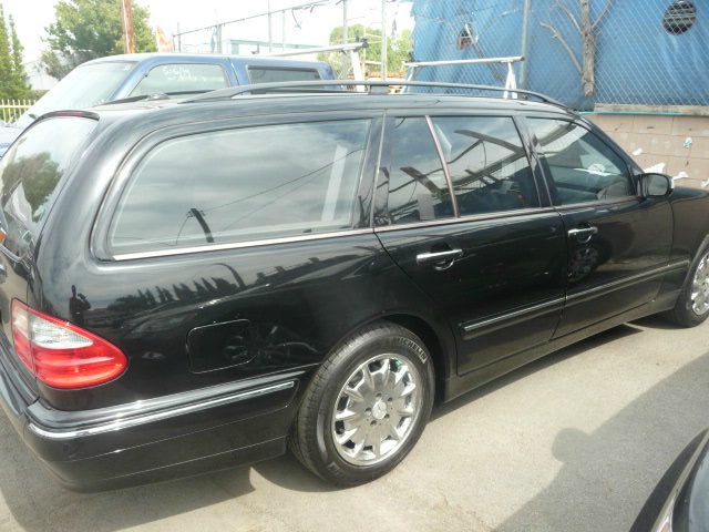 2002 Mercedes-Benz E-Class SXT