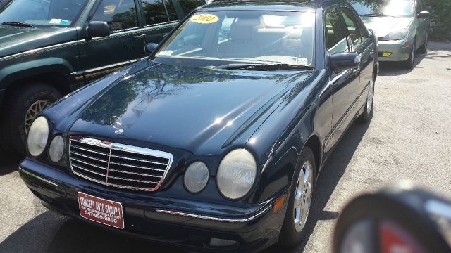 2002 Mercedes-Benz E-Class SXT