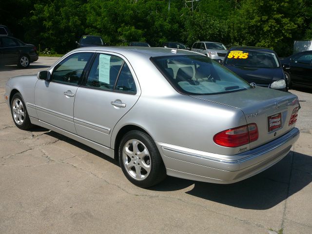 2002 Mercedes-Benz E-Class SXT