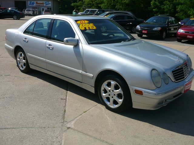 2002 Mercedes-Benz E-Class SXT