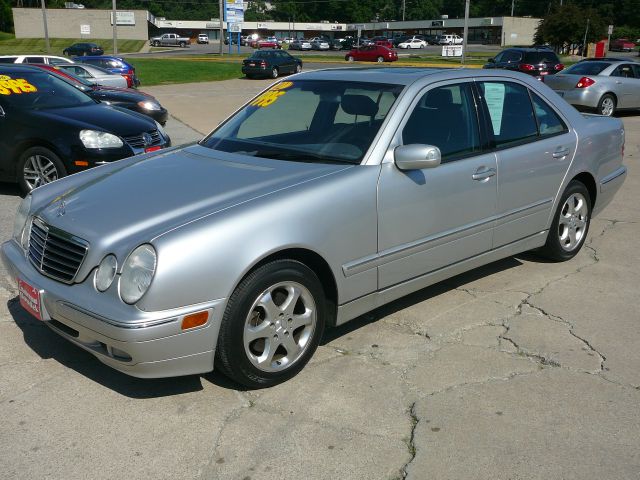 2002 Mercedes-Benz E-Class SXT