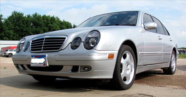 2002 Mercedes-Benz E-Class 2WD Supercrew 139 XLT