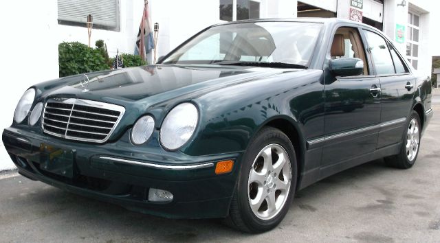 2002 Mercedes-Benz E-Class SXT