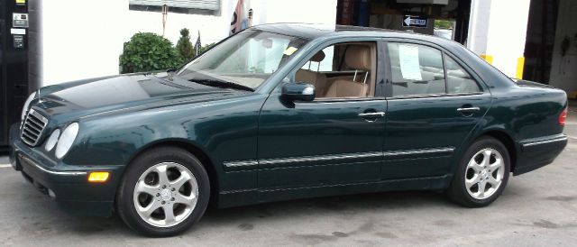 2002 Mercedes-Benz E-Class SXT