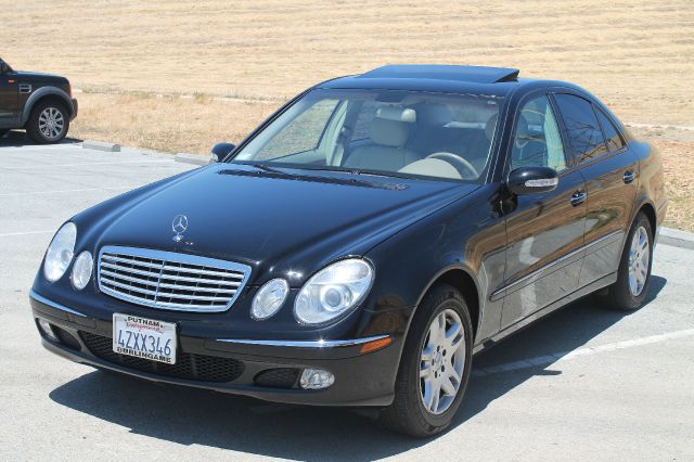 2003 Mercedes-Benz E-Class SXT