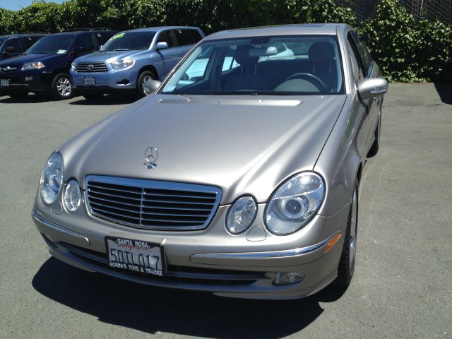 2003 Mercedes-Benz E-Class SXT