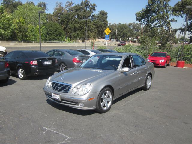 2003 Mercedes-Benz E-Class SXT