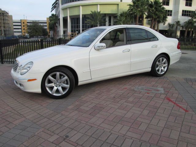 2003 Mercedes-Benz E-Class SXT