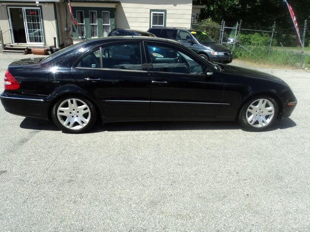 2003 Mercedes-Benz E-Class SLT W/ Hemi