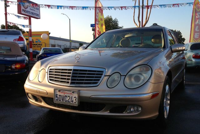 2003 Mercedes-Benz E-Class SXT