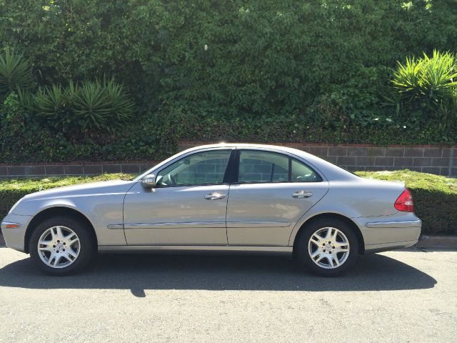 2003 Mercedes-Benz E-Class LS Flex Fuel 4x4 This Is One Of Our Best Bargains