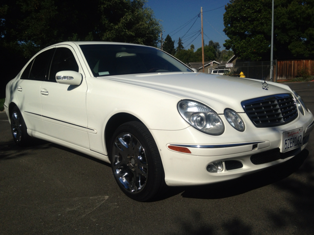 2003 Mercedes-Benz E-Class SLT W/ Hemi