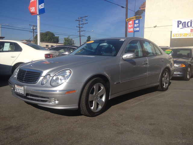 2003 Mercedes-Benz E-Class SLT W/ Hemi