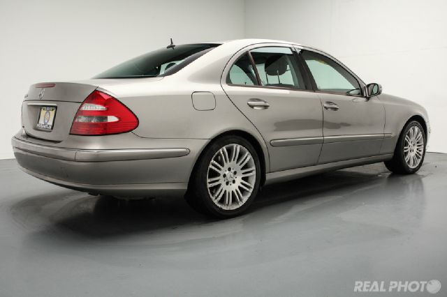 2003 Mercedes-Benz E-Class SLT W/ Hemi