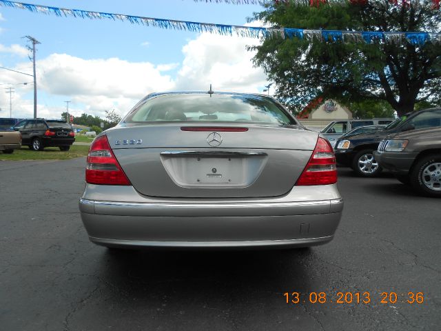 2003 Mercedes-Benz E-Class SXT