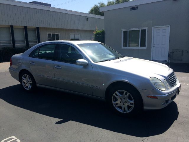 2003 Mercedes-Benz E-Class LS Flex Fuel 4x4 This Is One Of Our Best Bargains