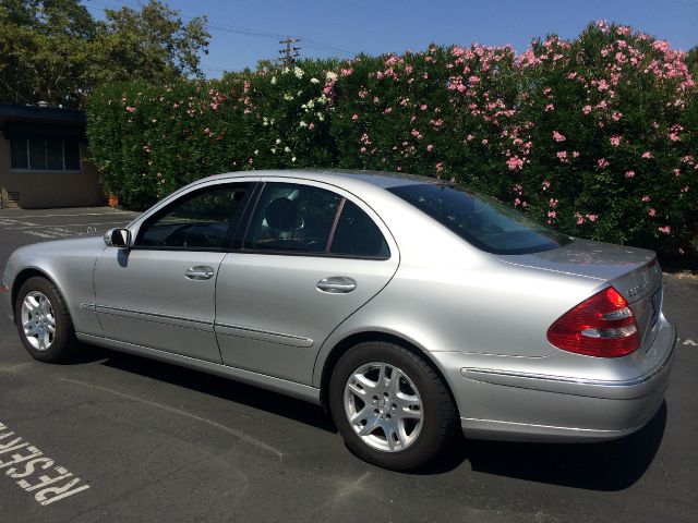 2003 Mercedes-Benz E-Class LS Flex Fuel 4x4 This Is One Of Our Best Bargains