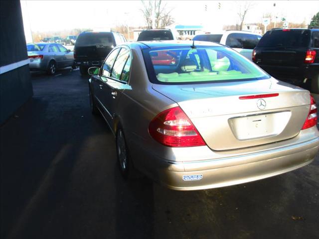 2003 Mercedes-Benz E-Class LT 1500 DVD W/monitorflex Fuel 4X4