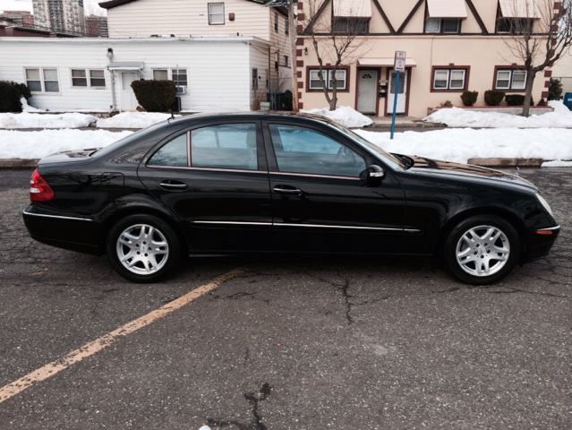 2003 Mercedes-Benz E-Class SLT W/ Hemi