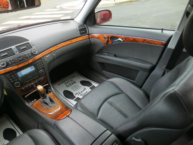 2003 Mercedes-Benz E-Class SXT