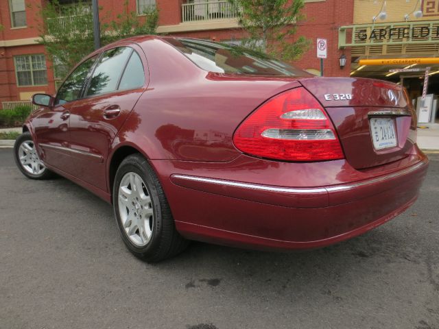 2003 Mercedes-Benz E-Class SXT