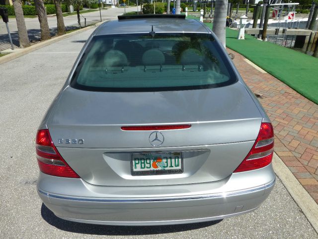 2003 Mercedes-Benz E-Class SXT