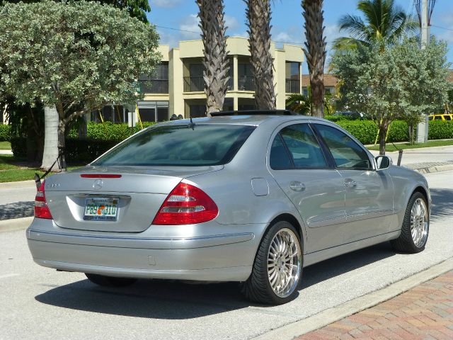 2003 Mercedes-Benz E-Class SXT