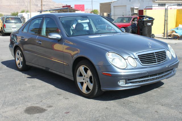 2003 Mercedes-Benz E-Class SXT