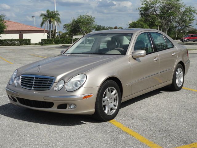 2003 Mercedes-Benz E-Class SXT