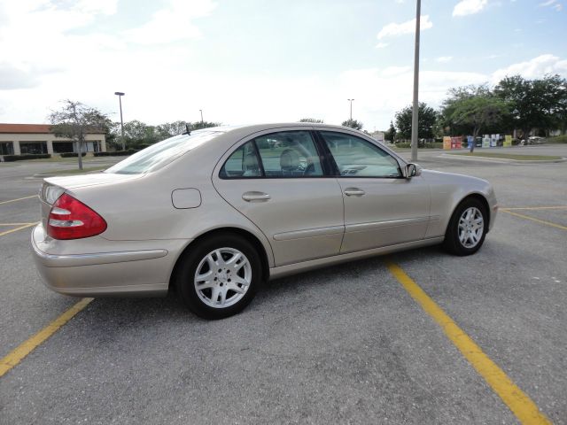 2003 Mercedes-Benz E-Class SXT