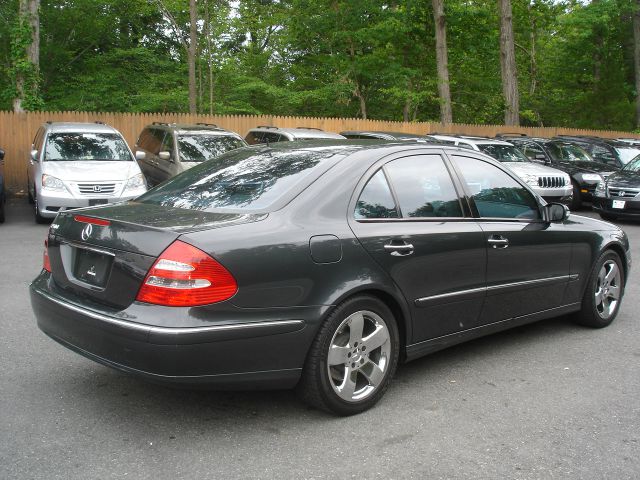 2003 Mercedes-Benz E-Class SLT W/ Hemi