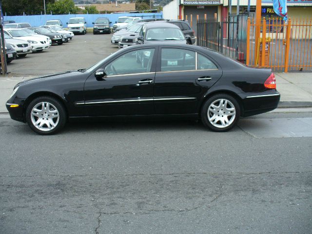 2003 Mercedes-Benz E-Class SLT W/ Hemi