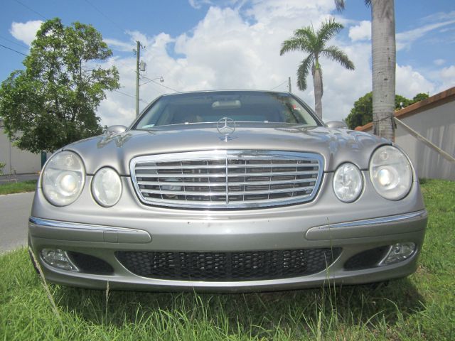 2003 Mercedes-Benz E-Class SXT