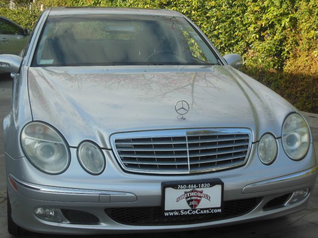 2003 Mercedes-Benz E-Class SLT W/ Hemi