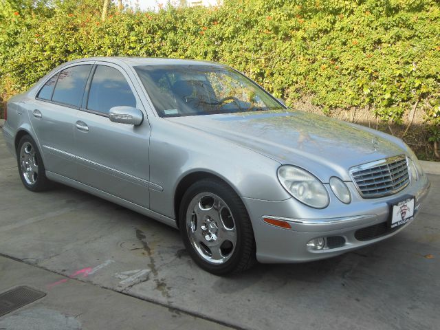 2003 Mercedes-Benz E-Class SLT W/ Hemi