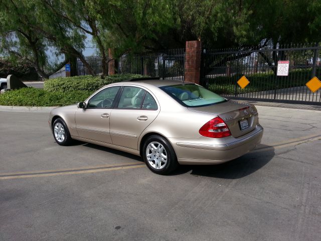 2003 Mercedes-Benz E-Class SXT