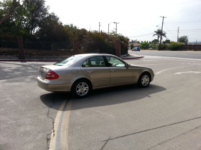 2003 Mercedes-Benz E-Class SXT