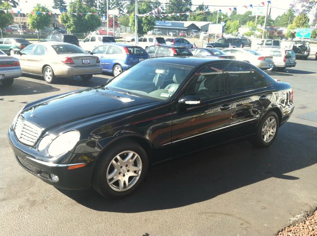 2004 Mercedes-Benz E-Class SXT