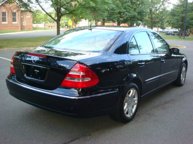 2004 Mercedes-Benz E-Class SXT