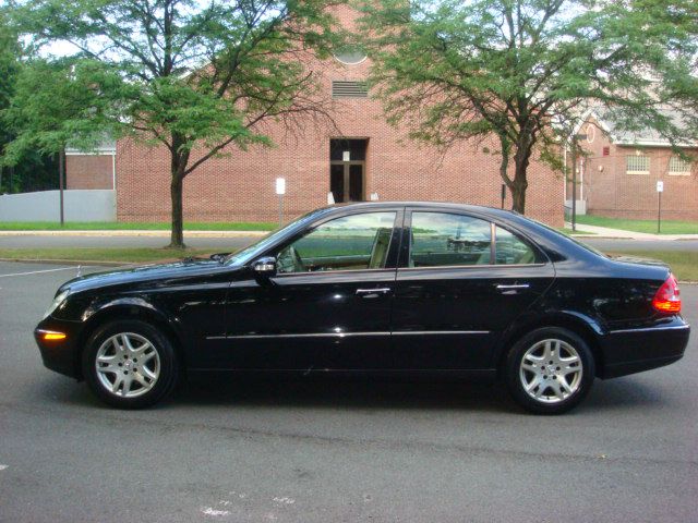 2004 Mercedes-Benz E-Class SXT