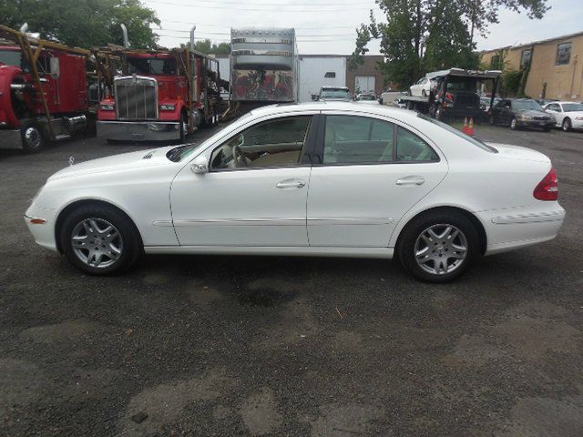 2004 Mercedes-Benz E-Class SXT