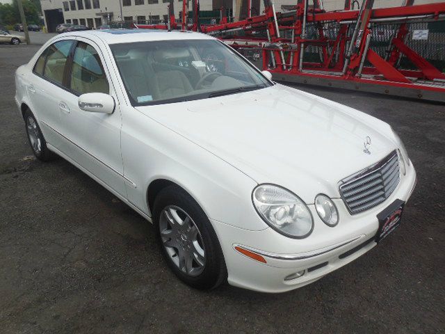 2004 Mercedes-Benz E-Class SXT