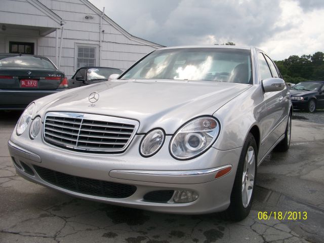 2004 Mercedes-Benz E-Class SXT