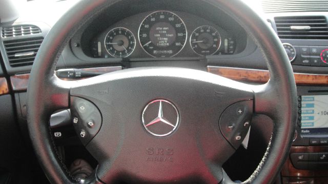 2004 Mercedes-Benz E-Class SXT