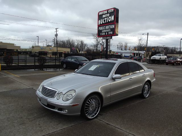 2004 Mercedes-Benz E-Class SXT