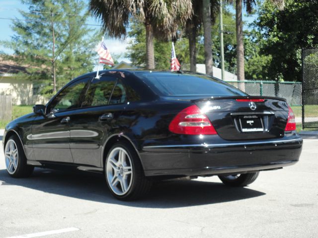 2004 Mercedes-Benz E-Class SLT W/ Hemi