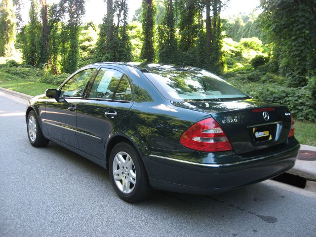 2004 Mercedes-Benz E-Class SXT