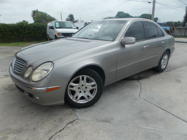 2004 Mercedes-Benz E-Class SXT